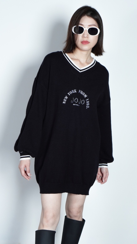 長版立體刺繡毛衣