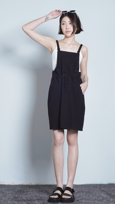 全棉牛仔吊帶裙