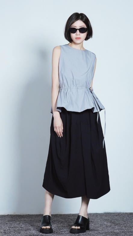 腰抽繩無袖上衣