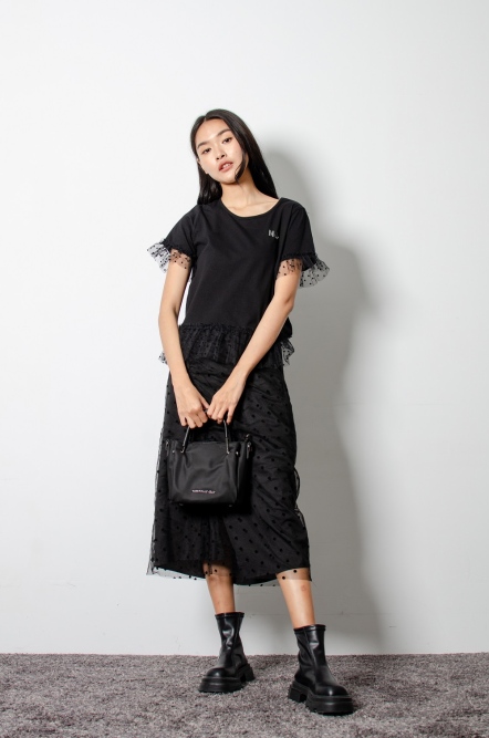 圓領波浪點點上衣