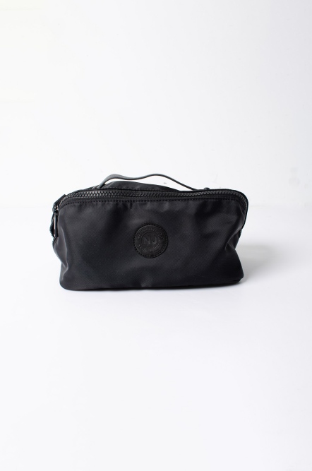 質感隔層化妝包