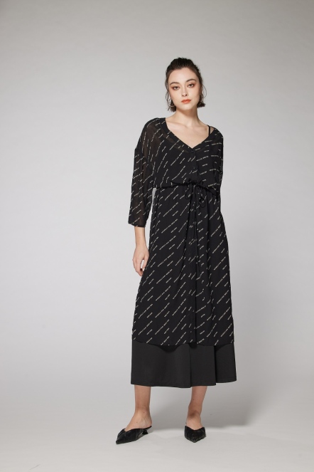 JOJO印花長版襯衫