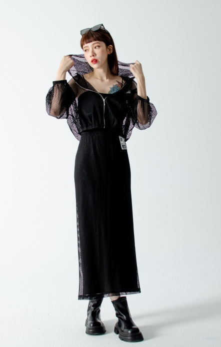 JOJO鏤空縮口外套