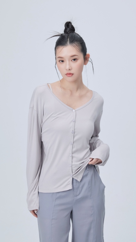 百搭親膚薄外套