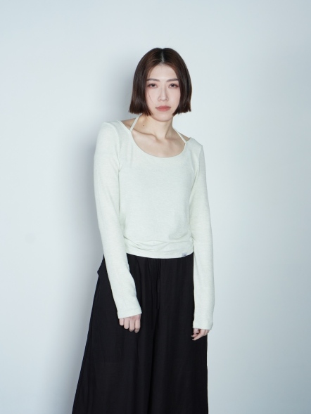 U領造型坑條上衣